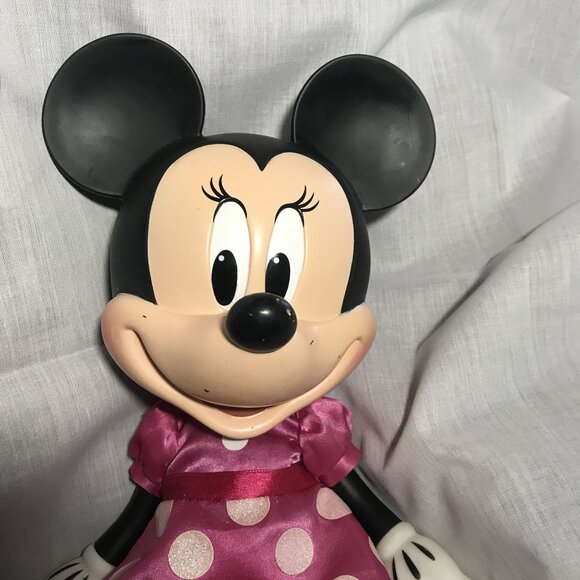 Disney Store Talking Minnie Mouse Doll In Pink Polka Dot Dress Works Cute - Picture 2 of 10